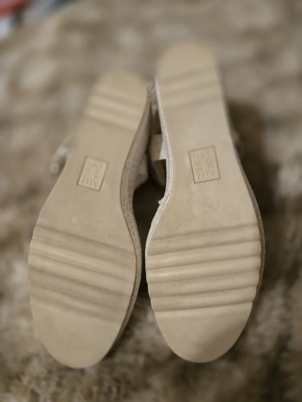 NWOT Naturalizer Stella4 Strappy Sandals